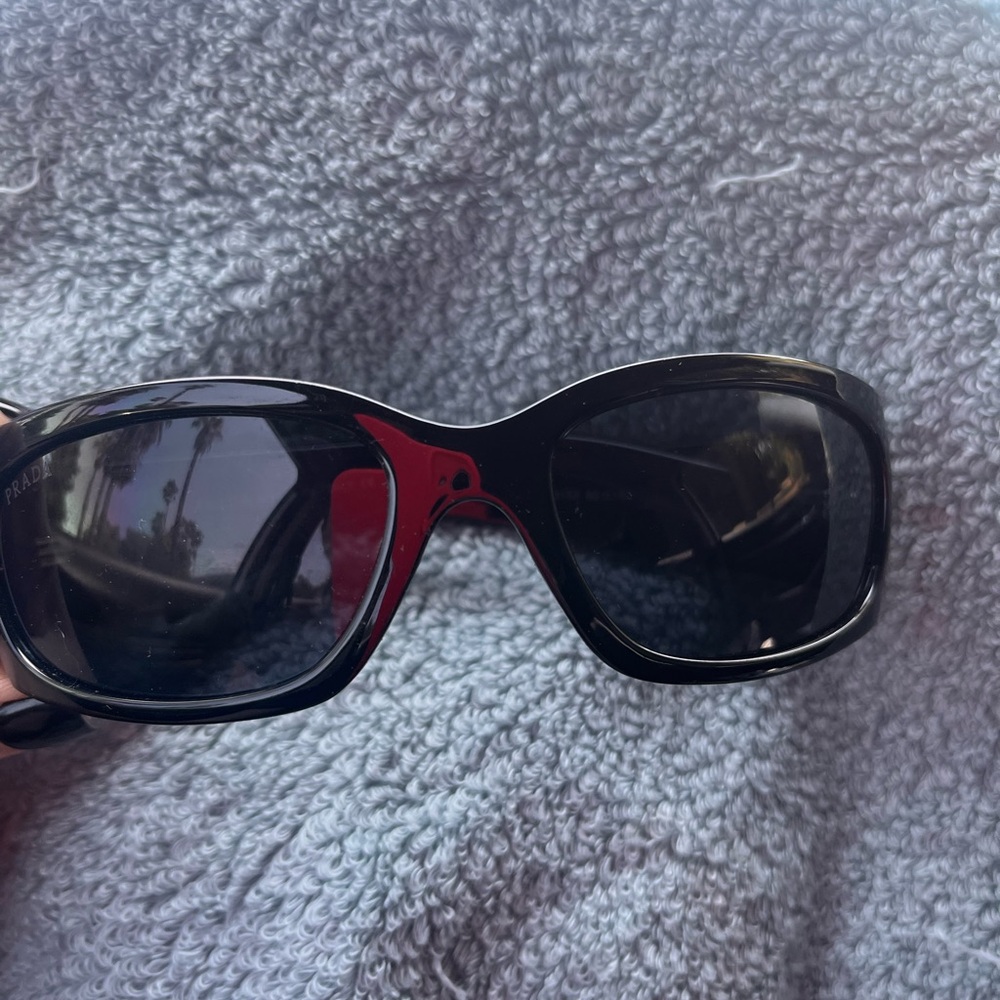 Black fashion Sunglasses